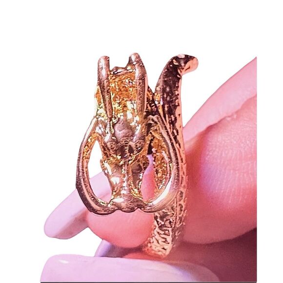 NWT 1pc Bold & Gorgeous Golden Dragon Shaped Ring With Adjustable Open End  ***I - Picture 1 of 6